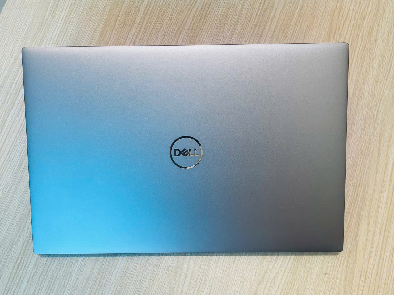 Dell precision 5570 chuyên thiết kế đồ họa